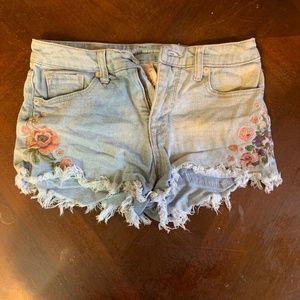 Mossimo Jean Booty Shorts Size 4